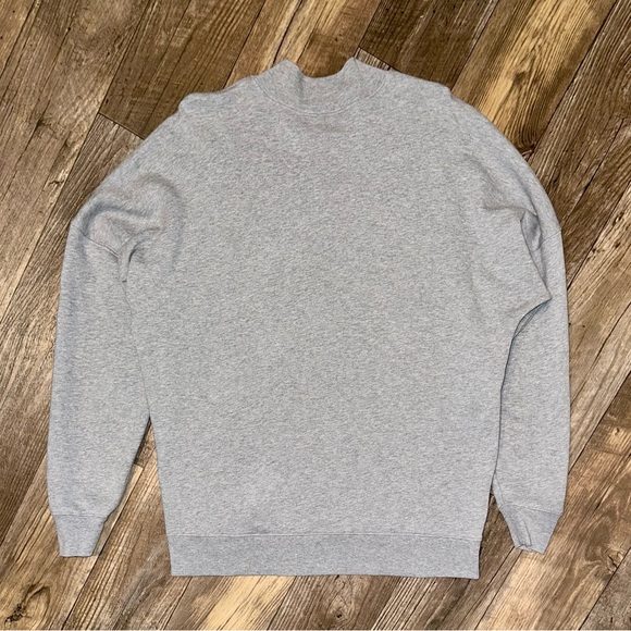 SOLD 💕Reformation Grey Mock Neck Oversized Pullover Sweatshirt - Picture 8 of 11